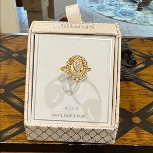 Dillards Size 8 Gold and CV Ring